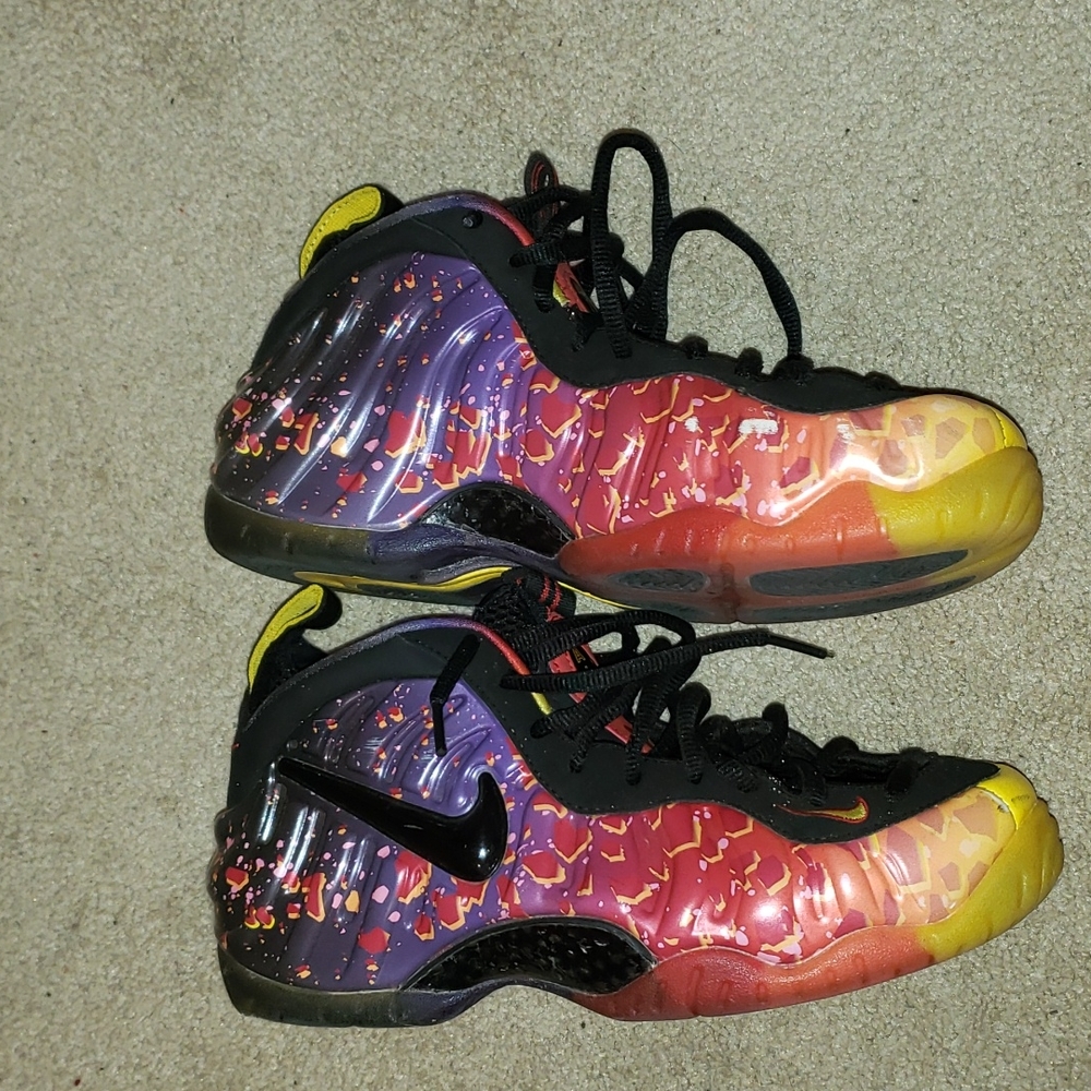 Asteroid foamposite sneakers - Picture 5 of 15